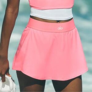 BRAND NEW ALO Match Point Tennis Skirt - Neon Bubblegum Pink - Size M